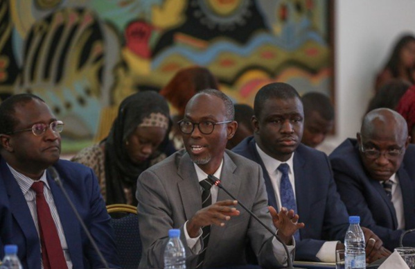 Confinement : Pr Moussa Seydi tranche Confinement : Pr Moussa Seydi tranche