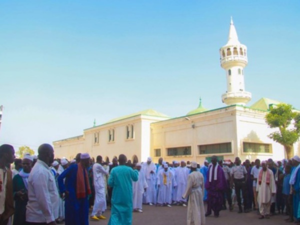 Les gendarmes quadrillent Médina-Gounass: Les autorités tardent à donner le feu vert pour l’intervention Les gendarmes quadrillent Médina-Gounass: Les autorités tardent à donner le feu vert pour l’intervention