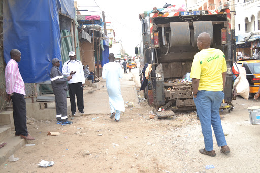 OPPOSITION À LA FERMETURE DES MARCHÉS : MOUSSA SY MENACE LES RÉCALCITRANTS