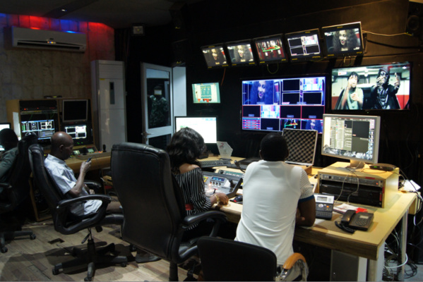 Panique à la TFM ! Après le cas de l'animateur testé positif au coronavirus, d'autres employés de la "télé des Almadies"... contaminés Panique à la TFM ! Après le cas de l'animateur testé positif au coronavirus, d'autres employés de la "télé des Almadies"... contaminés