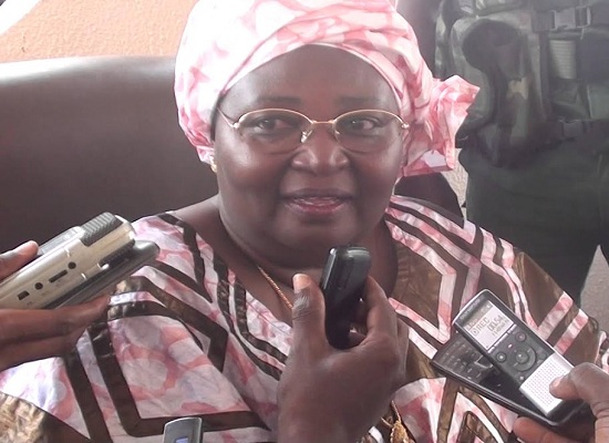 Guinée : L’ex première dame Henriette Conté est décédée… Guinée : L’ex première dame Henriette Conté est décédée…