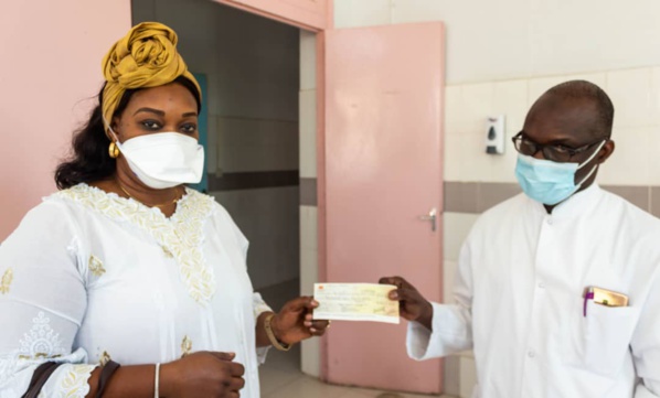 DON DES FEMMES DE L’ARTP AU SERVICE ONCOLOGIE DE L’HÔPITAL LE DANTEC (images)
