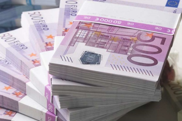 ​Une valeur de 2 milliards d’euros en faux billets saisie par la gendarmerie – 20 jours de surveillance pour éventer l’affaire