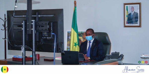 Micmac au sein d’un fonds de soutien : Alioune Sarr octroie un appui destiné aux acteurs touristiques à… un vendeur de fruits Micmac au sein d’un fonds de soutien : Alioune Sarr octroie un appui destiné aux acteurs touristiques à… un vendeur de fruits