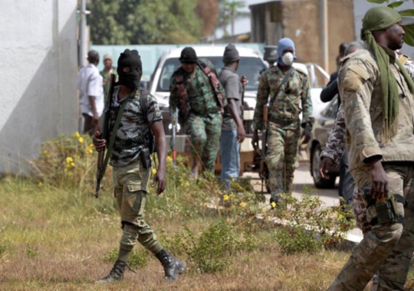 Côte d’Ivoire : une dizaine de soldats tués dans une attaque à la frontière avec le Burkina Faso.