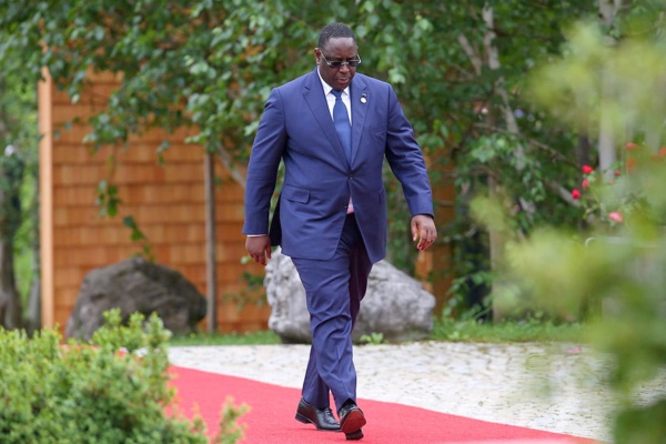 Littoral, Akilee, Licences, honorariat, aide d’urgence… Macky et le fardeau des polémiques!