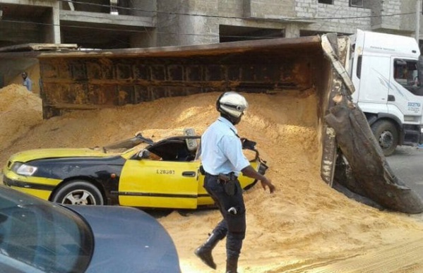 Drame à Ziguinchor : Un camion de sable percute une moto «Jakarta» et fait un mort