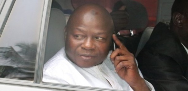 Bougazelli libre, ses complices restent en prison Bougazelli libre, ses complices restent en prison