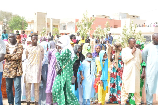 PAPE MALICK INHUMÉ À 17 HEURES À CÔTÉ DE SON AÎNÉ, AL MAKHTOUM PAPE MALICK INHUMÉ À 17 HEURES À CÔTÉ DE SON AÎNÉ, AL MAKHTOUM