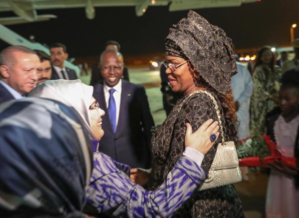 Attaques contre Marème Faye Sall-  La lâcheté des ennemis infâmes contre la grandeur inentamable de la Première Dame Attaques contre Marème Faye Sall-  La lâcheté des ennemis infâmes contre la grandeur inentamable de la Première Dame