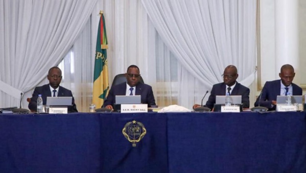 PROJETS PÉTROLIERS ET GAZIERS : LE GOUVERNEMENT TRAVAILLE À RÉDUIRE LES IMPACTS DE LA COVID-19 (MINISTRE) PROJETS PÉTROLIERS ET GAZIERS : LE GOUVERNEMENT TRAVAILLE À RÉDUIRE LES IMPACTS DE LA COVID-19 (MINISTRE)