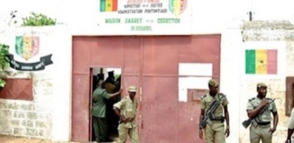 TOUBA : Un courtier de 49 ans écroué pour escroquerie foncière TOUBA : Un courtier de 49 ans écroué pour escroquerie foncière