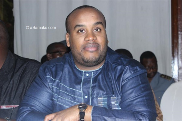 MALI : Le fils du président IBK, Karim Keita démissionne de la présidence de la commission Défense de l'Assemblée nationale . MALI : Le fils du président IBK, Karim Keita démissionne de la présidence de la commission Défense de l'Assemblée nationale .