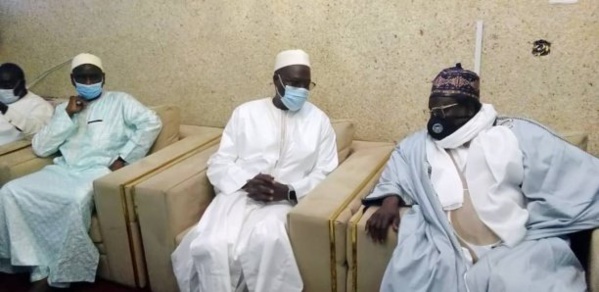 Médina Baye : Les condoléances de Khalifa Sall à la famille de El Hadji Ibrahima Niasse Médina Baye : Les condoléances de Khalifa Sall à la famille de El Hadji Ibrahima Niasse