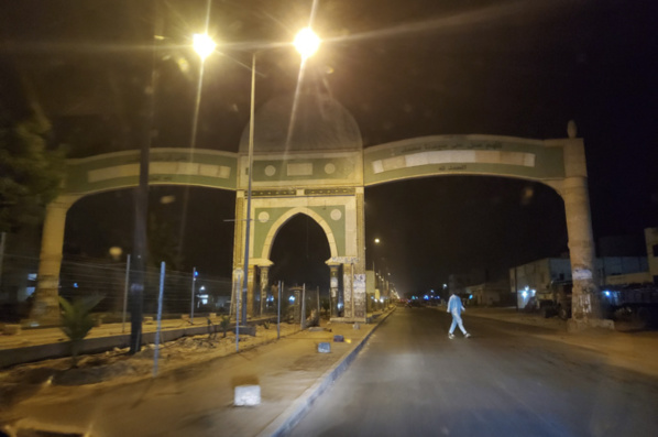 BIZARRERIES ET COVID-19 À TOUBA / Non respect des gestes barrières et pourtant net recul de la pandémie... Question à mille inconnues! BIZARRERIES ET COVID-19 À TOUBA / Non respect des gestes barrières et pourtant net recul de la pandémie... Question à mille inconnues!