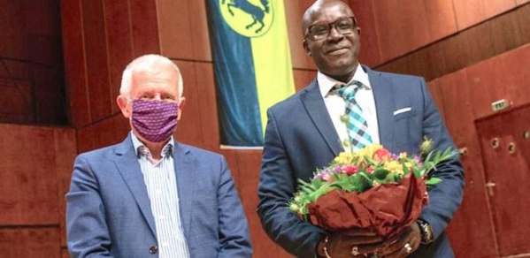 Allemagne : Saliou Guèye, d'origine sénégalaise, élu maire de Stuttgart-Zuffenhausen Allemagne : Saliou Guèye, d'origine sénégalaise, élu maire de Stuttgart-Zuffenhausen
