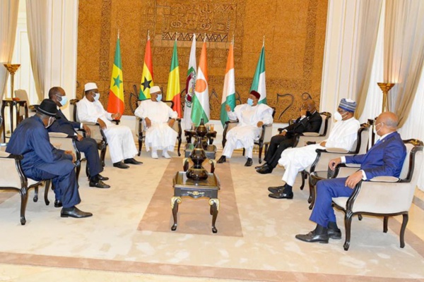 Mali : Le gouvernement adhère aux conclusions du sommet extraordinaire de la CEDEAO et promet leur mise en oeuvre diligente. Mali : Le gouvernement adhère aux conclusions du sommet extraordinaire de la CEDEAO et promet leur mise en oeuvre diligente.