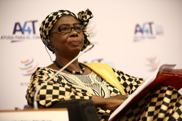 LA VICE-PRÉSIDENTE DE LA GAMBIE TESTÉE POSITIVE AU COVID-19 LA VICE-PRÉSIDENTE DE LA GAMBIE TESTÉE POSITIVE AU COVID-19