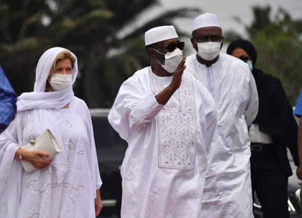 40è jour du décès d’Amadou Gon Coulibaly : Le 1er ministre et la 1ère dame du Mali aux côtés du couple présidentiel ivoirien (IMAGES)