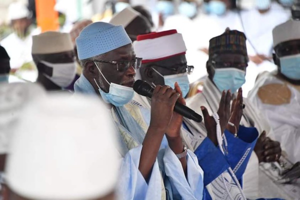 40è jour du décès d’Amadou Gon Coulibaly : Le 1er ministre et la 1ère dame du Mali aux côtés du couple présidentiel ivoirien (IMAGES)