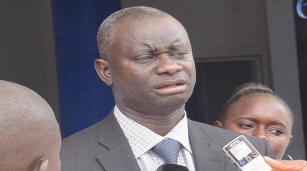 Iseg : Le PDG Mamadou Diop à couteaux tirés avec ses travailleurs ! Iseg : Le PDG Mamadou Diop à couteaux tirés avec ses travailleurs !