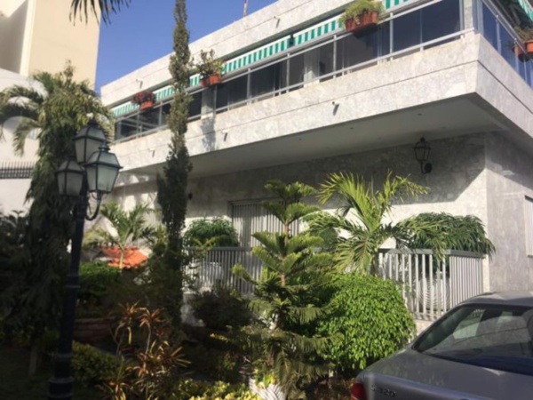 Point E - Un ministre de Macky Sall achète une maison à 600 millions F CFA Point E - Un ministre de Macky Sall achète une maison à 600 millions F CFA