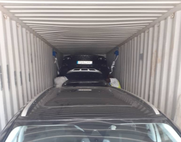 PORT/TRAFIC INTERNATIONAL DE VEHICULES: La Douane intercepte 9 véhicules volés en Europe PORT/TRAFIC INTERNATIONAL DE VEHICULES: La Douane intercepte 9 véhicules volés en Europe