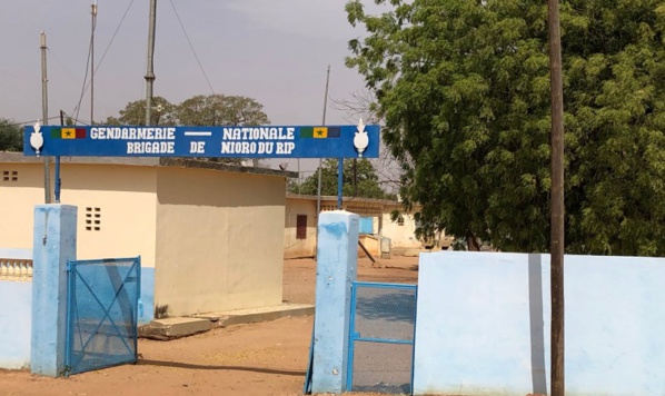 Nioro du Rip : La gendarmerie disperse une réunion d'homosexuels. Nioro du Rip : La gendarmerie disperse une réunion d'homosexuels.