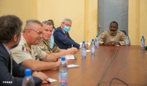 Mali / L'ambassadeur de la France reçu par le CNSP.