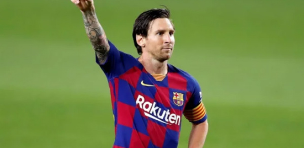 Messi annonce officiellement sa décision à Barcelone Messi annonce officiellement sa décision à Barcelone