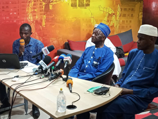 Lancine Camara choisit Thierno LO pour être le fer de lance du nouveau départ africain Lancine Camara choisit Thierno LO pour être le fer de lance du nouveau départ africain