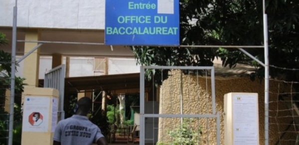 BAC 2020 - QUAND L’OFFICE DU BAC ENVOIE DES MESSAGES D’ADMISSION À DES CANDIDATS AJOURNÉS