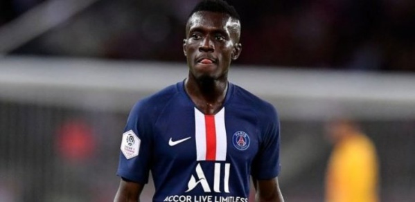 Paris Saint-Germain : L'avenir Idrissa Gana Gueye s'obscurcit Paris Saint-Germain : L'avenir Idrissa Gana Gueye s'obscurcit