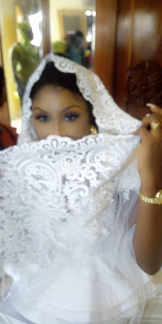 Ce que l'on sait de la femme qui dorlote notre confrère Cheikh Thiam Ce que l'on sait de la femme qui dorlote notre confrère Cheikh Thiam