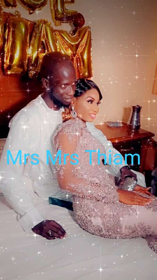 Ce que l'on sait de la femme qui dorlote notre confrère Cheikh Thiam