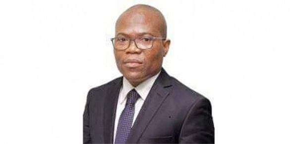 "Détournement de 4 milliards" : L’ancien patron des services fiscaux du Bénin tombe à Dakar "Détournement de 4 milliards" : L’ancien patron des services fiscaux du Bénin tombe à Dakar