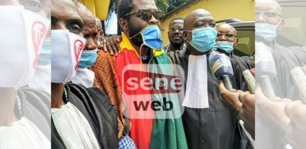 Guinée : Les autorités interdisent la marche du 29 septembre, le FNDC appelle à une désobéissance civile Guinée : Les autorités interdisent la marche du 29 septembre, le FNDC appelle à une désobéissance civile