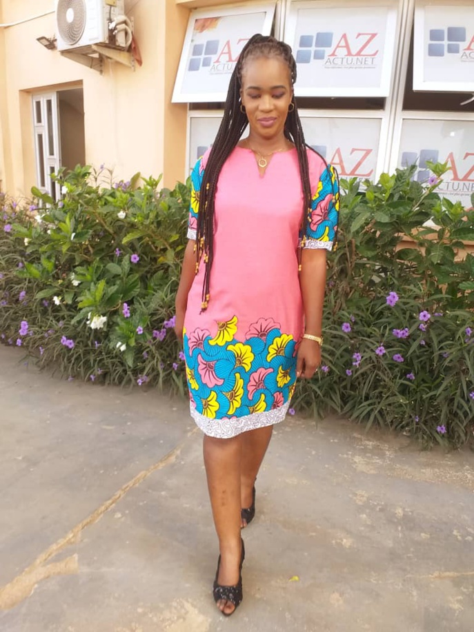 Photos – Les clichés de la présentatrice de la 7TV "KEWE SENE" Photos – Les clichés de la présentatrice de la 7TV "KEWE SENE"