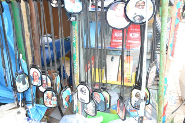 Magal de Touba: Les bonnes affaires éclipsent la Covid-19, "Barké Serigne Bamba" Magal de Touba: Les bonnes affaires éclipsent la Covid-19, "Barké Serigne Bamba"