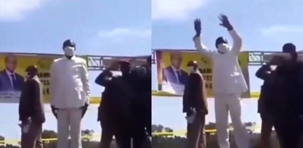 Alpha Condé danse pendant que l’hymne de la Guinée est exécuté Alpha Condé danse pendant que l’hymne de la Guinée est exécuté