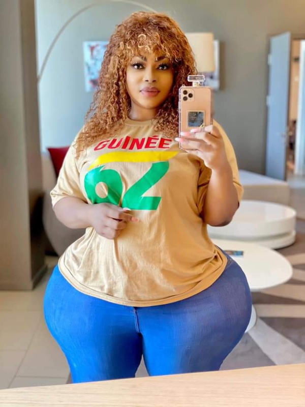 Le message d'Eudoxie Yao au peuple Guinéen Le message d'Eudoxie Yao au peuple Guinéen