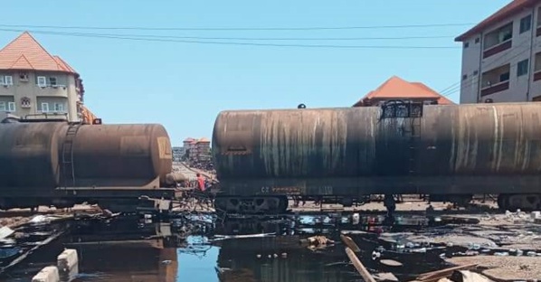 Guinée- Un train contenant du fioul attaqué Guinée- Un train contenant du fioul attaqué