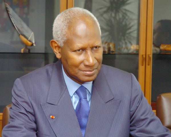 Limitation de mandats / L'ancien président Abdou Diouf se prononce : « 2 mandats suffisent largement... » Limitation de mandats / L'ancien président Abdou Diouf se prononce : « 2 mandats suffisent largement... »