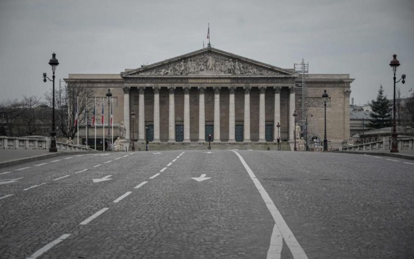 MACRON ANNONCE UN CONFINEMENT NATIONAL À PARTIR DE VENDREDI