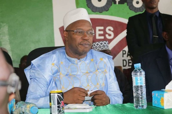 Guinée : Un candidat accuse Cellou Dalein Diallo d’avoir déclenché les violences post-électorales. Guinée : Un candidat accuse Cellou Dalein Diallo d’avoir déclenché les violences post-électorales.