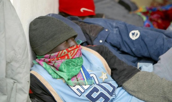 SIX CORPS REPÊCHÉS AU LARGE DE DAKAR SIX CORPS REPÊCHÉS AU LARGE DE DAKAR