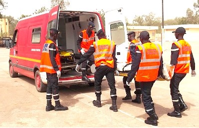 Accident mortel à « Allou Kagne » : Le convoyeur du camion frigorifique apporte des précisions sur les circonstances et affirme avoir été victime de vol.