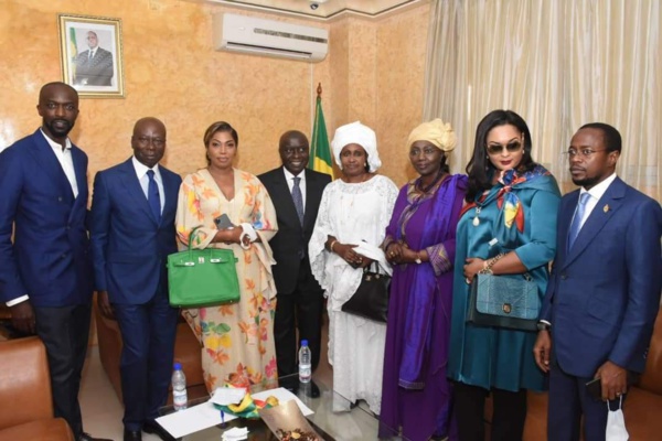 Installation du Pr du Cese ,Idrissa SECK- Ces images qui n'ont pas été publiées