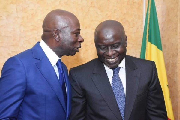 Installation du Pr du Cese ,Idrissa SECK- Ces images qui n'ont pas été publiées