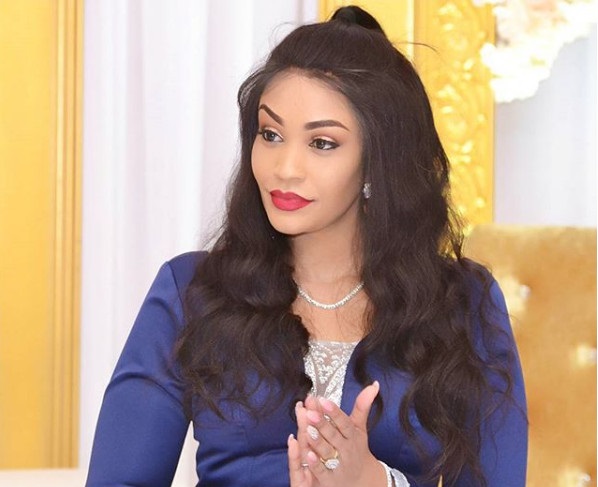 Adja Diallo: "Sortez-moi cette interview où j'aurais dit que Adébayor n'est pas bon au lit" Adja Diallo: "Sortez-moi cette interview où j'aurais dit que Adébayor n'est pas bon au lit"
